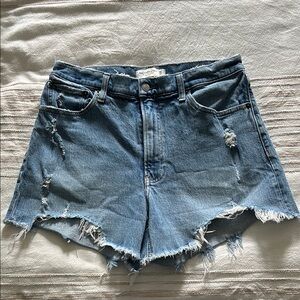 Abercrombie & Fitch Mom Shorts